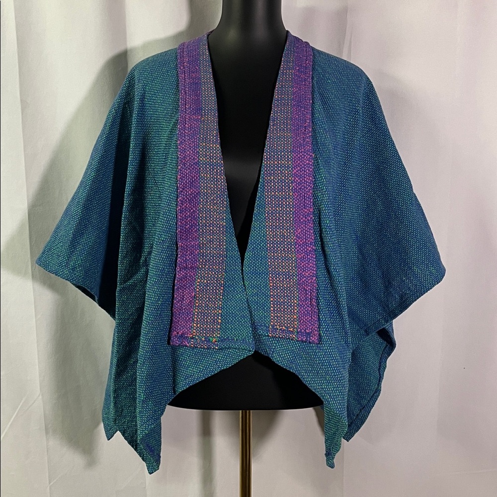 Jesamie Handwovens Multicolor Capelet